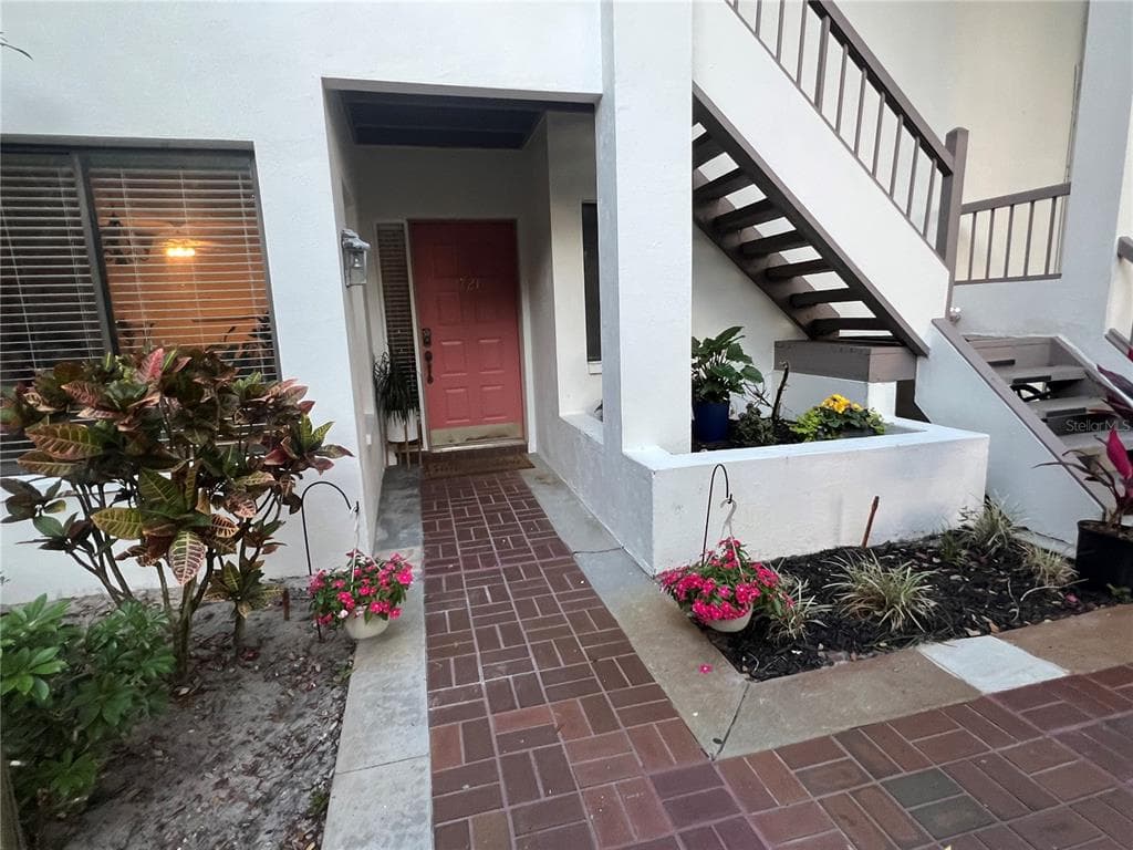 1721 LAKE CYPRESS DRIVE UNIT 2101