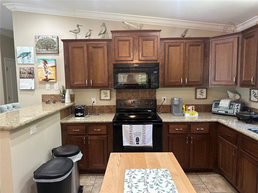 462 S DEW PLANT POINT CRYSTAL RIVER, FL 34429