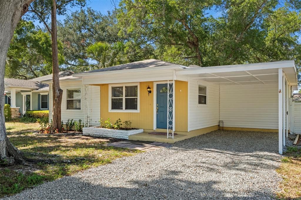 3313 PRICE AVENUE