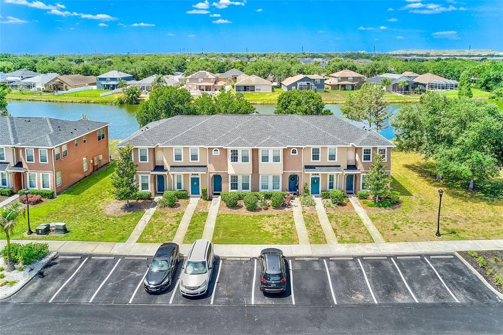 6905 TOWERING SPRUCE DRIVE RIVERVIEW, FL 33578
