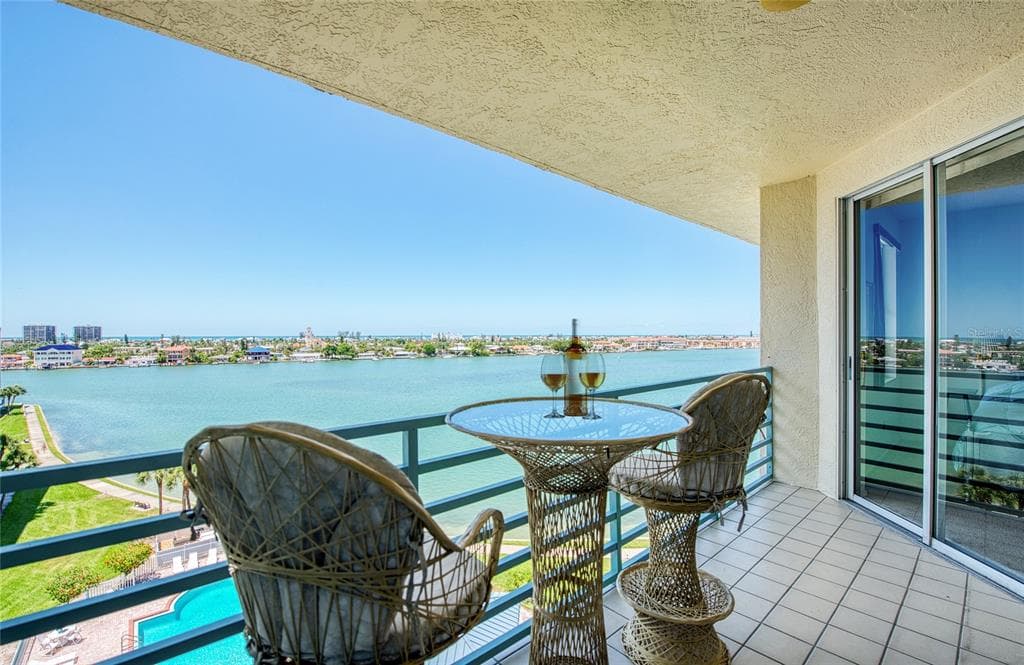 7974 SAILBOAT KEY BOULEVARD S UNIT 602 SOUTH PASADENA, FL 33707