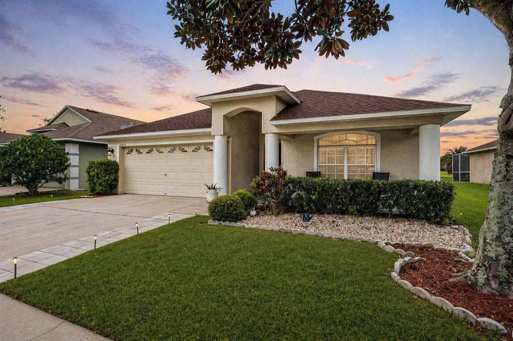 12813 STANDBRIDGE DRIVE RIVERVIEW, FL 33579