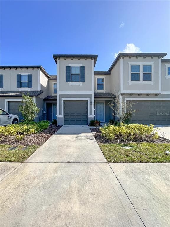 8078 ROLLING SHELL TRAIL WESLEY CHAPEL, FL 33545