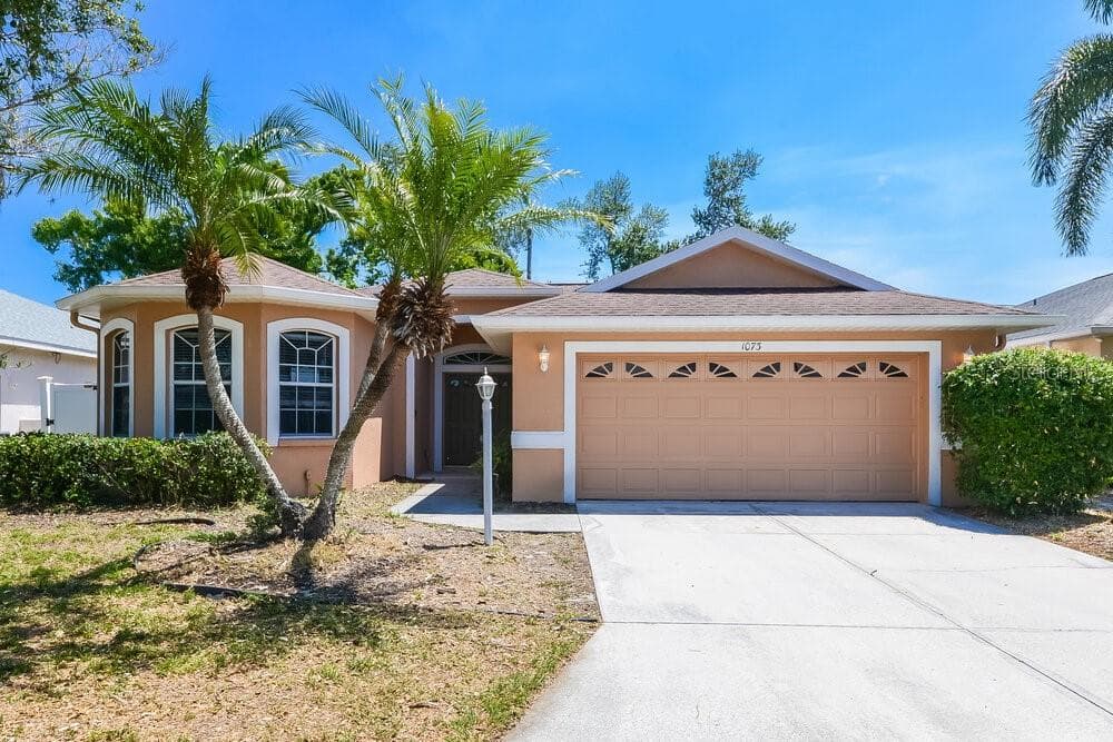 1073 WHITEGATE COURT SARASOTA, FL 34232