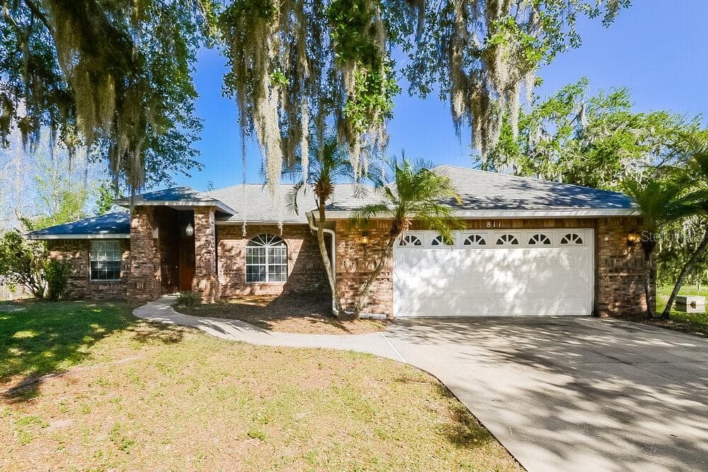 811 133RD STREET E BRADENTON, FL 34212