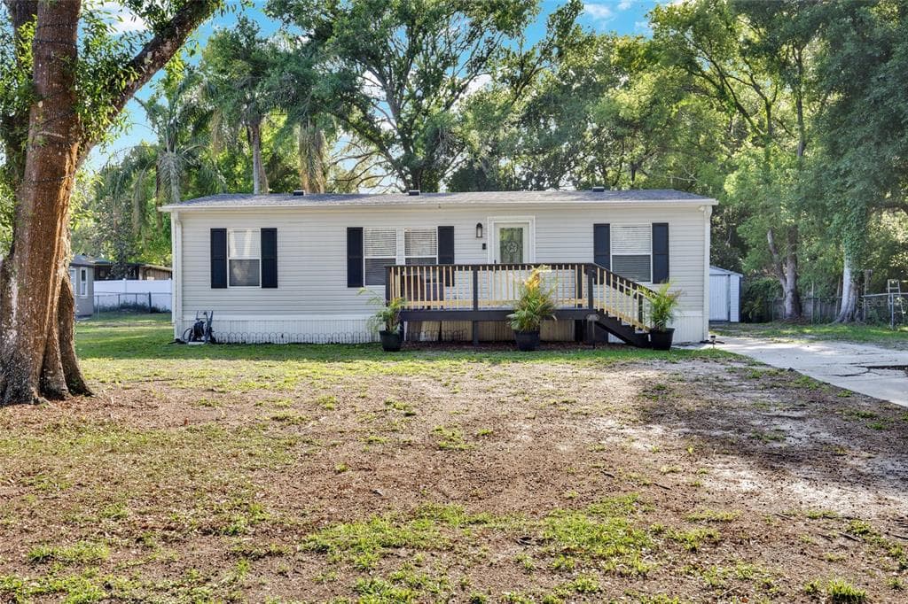 5224 SHADYGLEN DRIVE LAKELAND, FL 33810