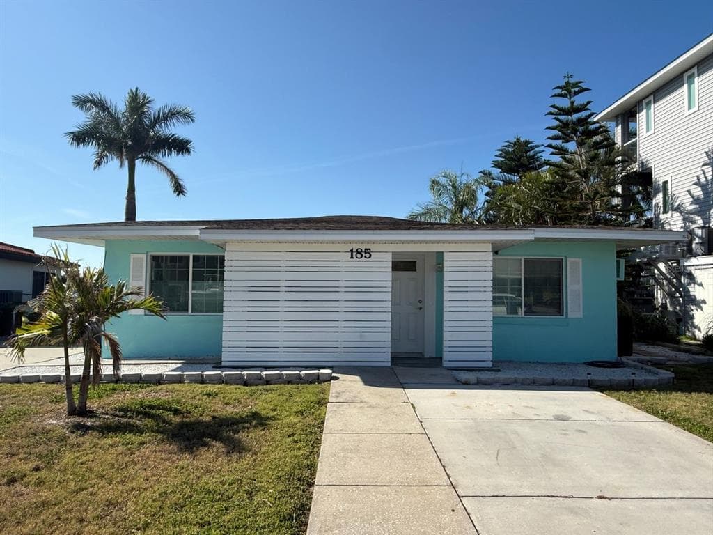 185 175TH TERRACE DRIVE E REDINGTON SHORES, FL 33708