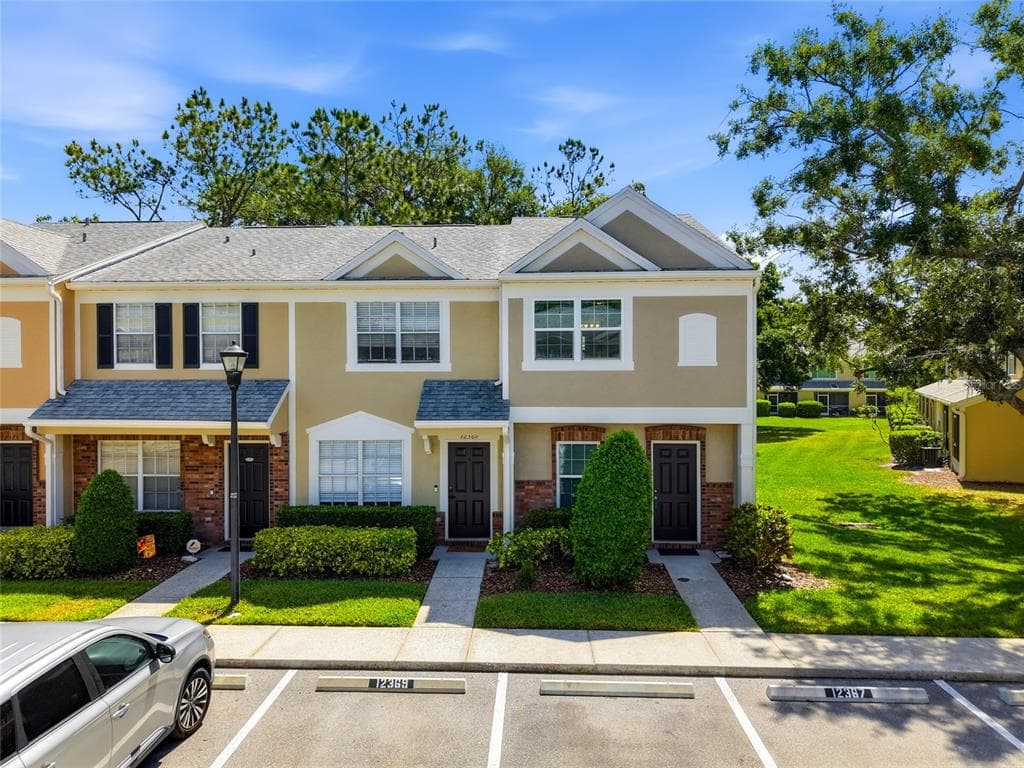 12367 BERKELEY SQUARE DRIVE TAMPA, FL 33626