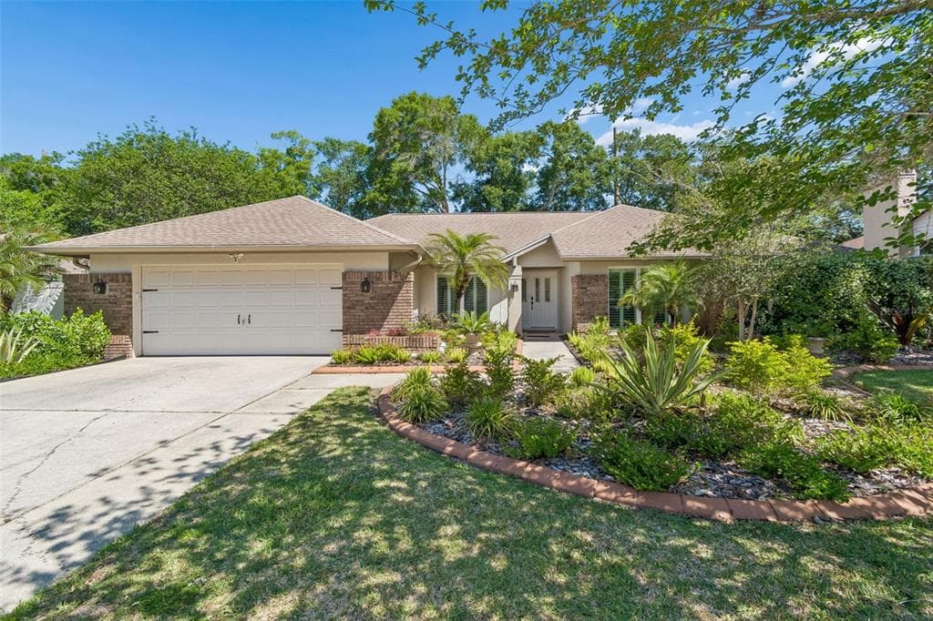 3319 CHEVIOT DRIVE TAMPA, FL 33618