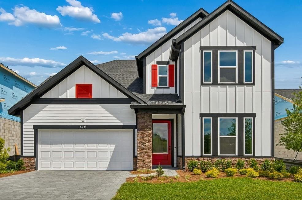 5693 LEAFLET TRAIL MOUNT DORA, FL 32757