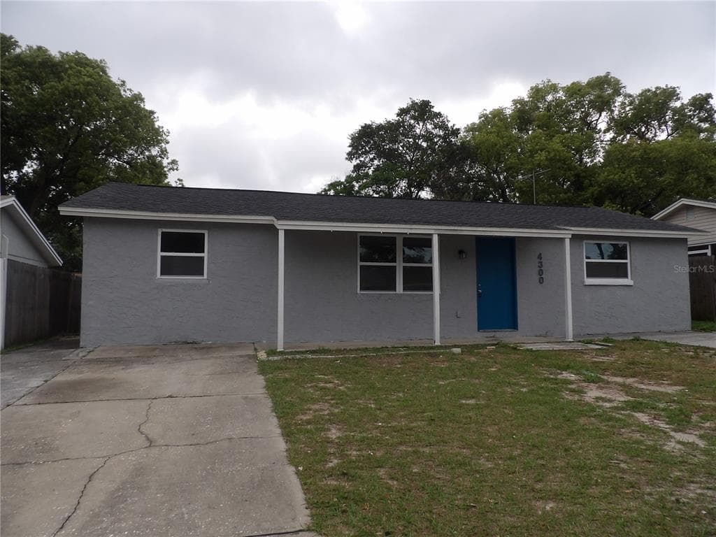 4300 LAS VEGAS DRIVE NEW PORT RICHEY, FL 34653