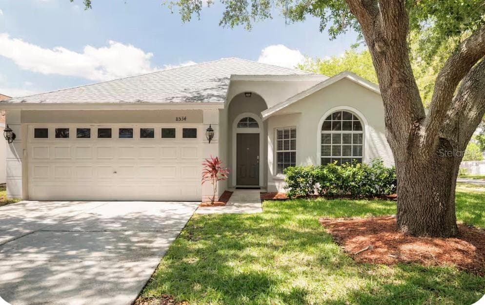 8534 FAWN CREEK DRIVE TAMPA, FL 33626
