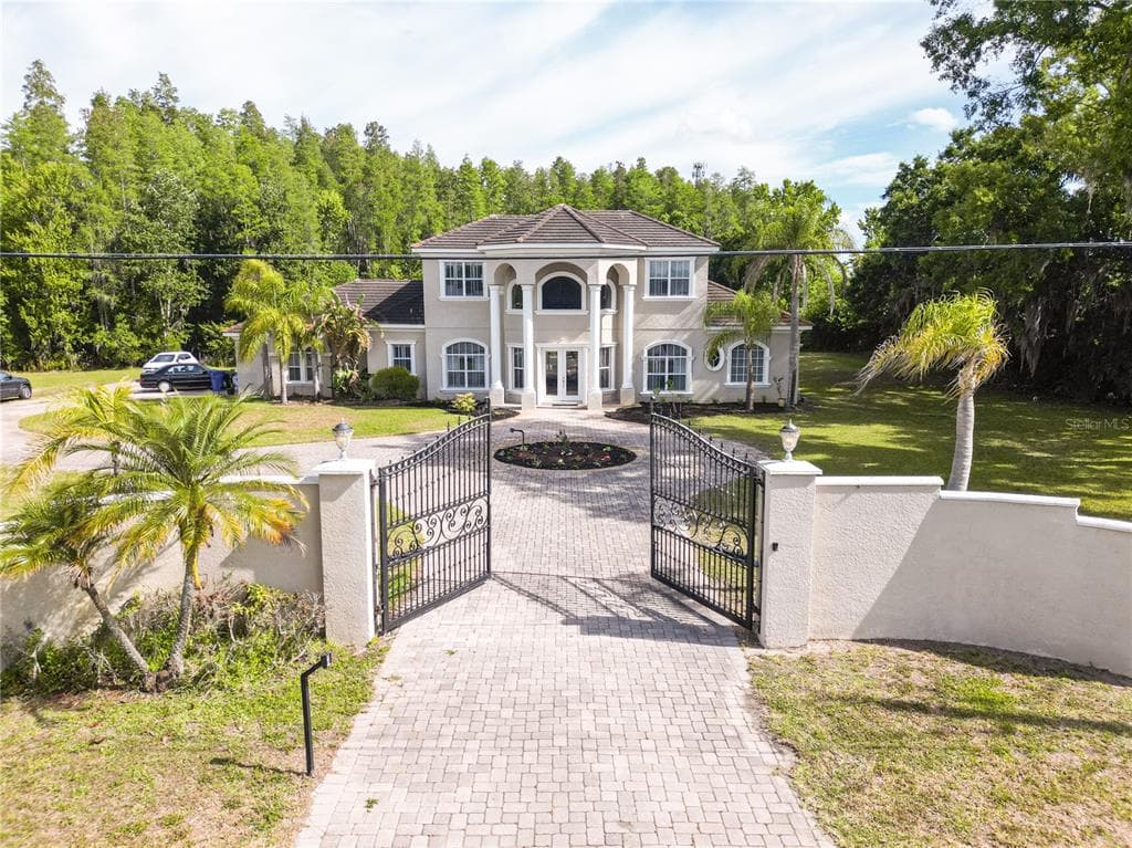 19153 GERACI ROAD