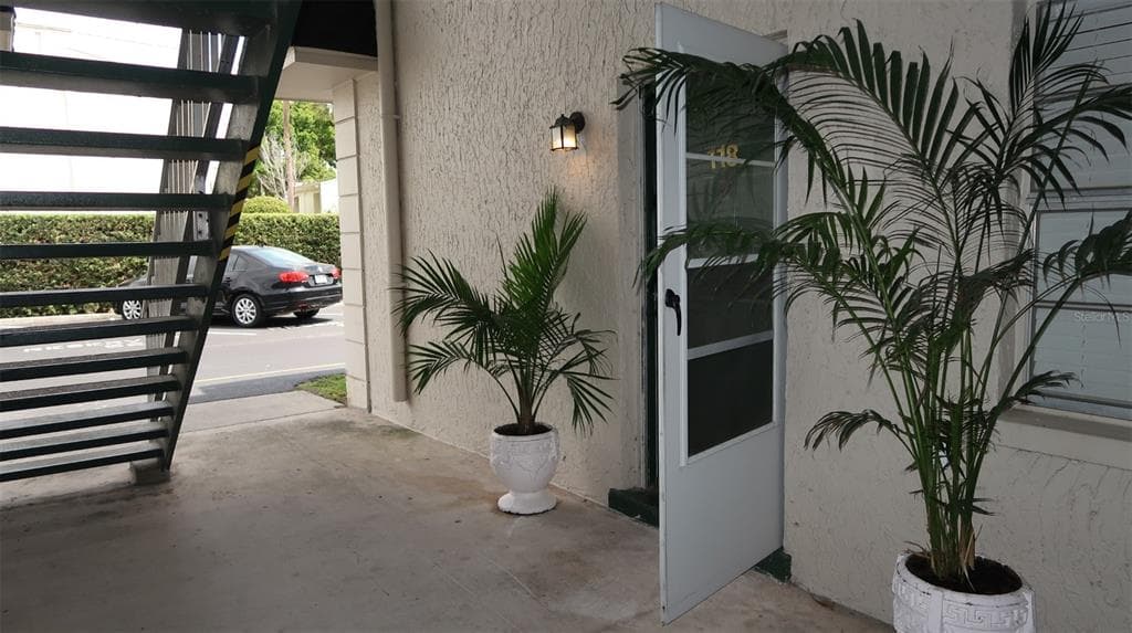 4315 AEGEAN DRIVE UNIT 118C TAMPA, FL 33611