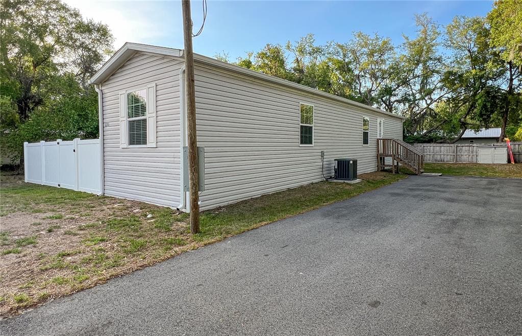 12203 LANTANA AVENUE NEW PORT RICHEY, FL 34654