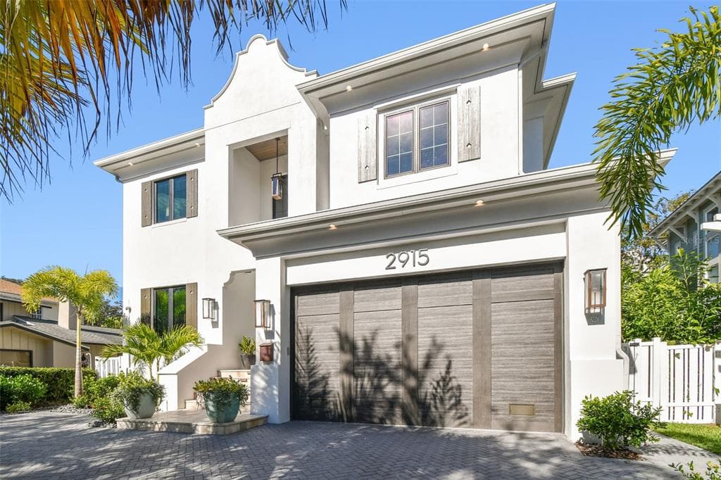 2915 W HARBOR VIEW AVENUE TAMPA, FL 33611