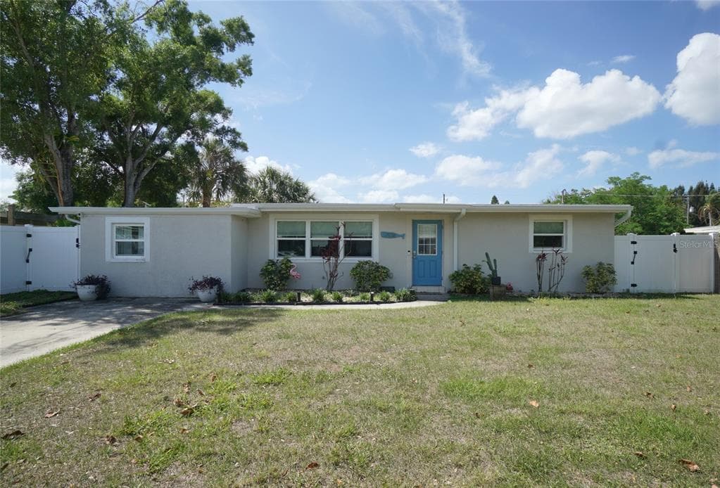 4108 W MONTGOMERY TERRACE TAMPA, FL 33616