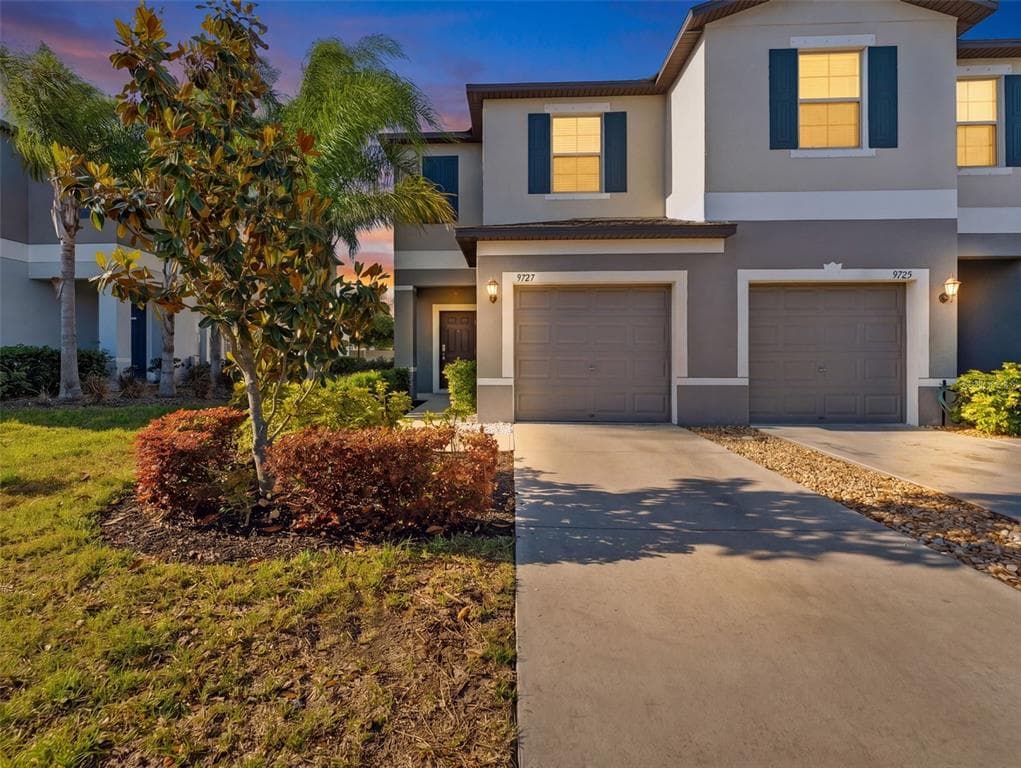 9727 MULBERRY MARSH LANE SUN CITY CENTER, FL 33573