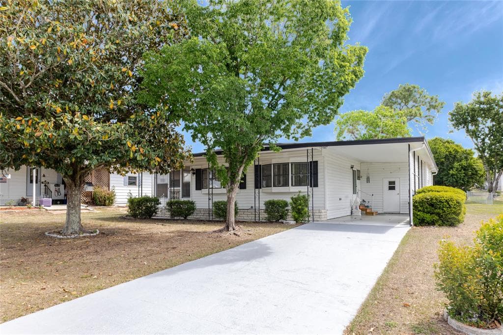 12087 CLUB HOUSE ROAD BROOKSVILLE, FL 34613