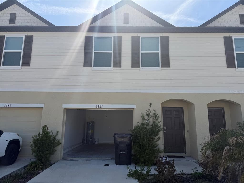 3883 ACADEMIA AVE AVENUE LAKELAND, FL 33803