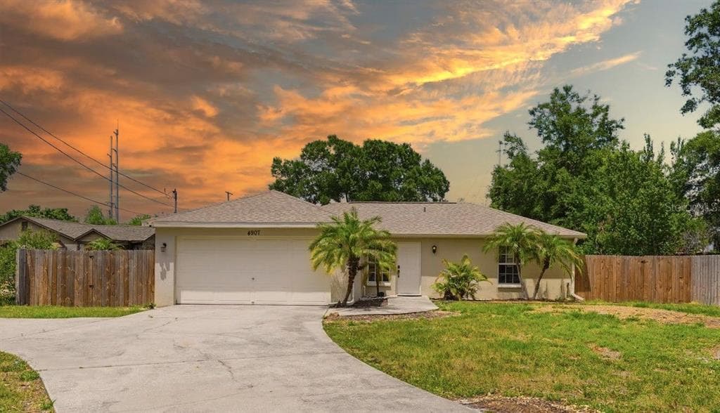 4907 BRADFORD LANE TAMPA, FL 33624
