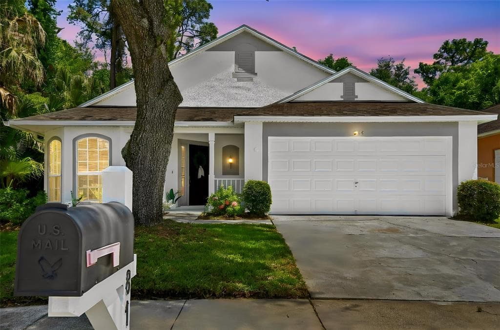 814 MOONLIT LANE CASSELBERRY, FL 32707