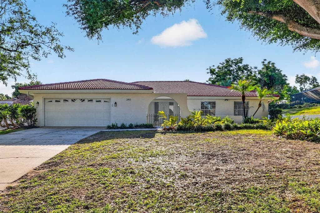 240 NASSAU ROAD WINTER HAVEN, FL 33884