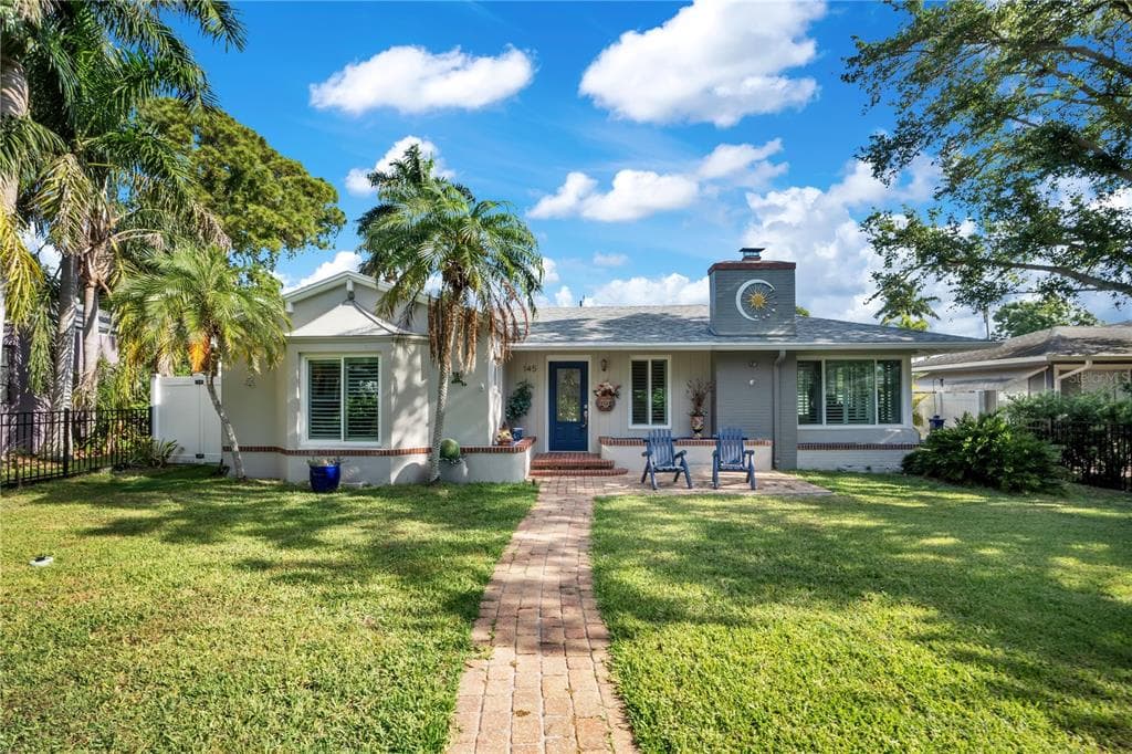 145 27TH AVENUE N ST PETERSBURG, FL 33704