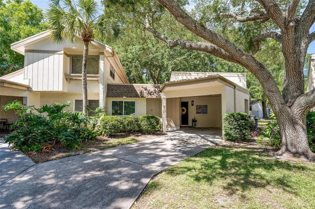 2626 CEDAR VIEW COURT CLEARWATER, FL 33761
