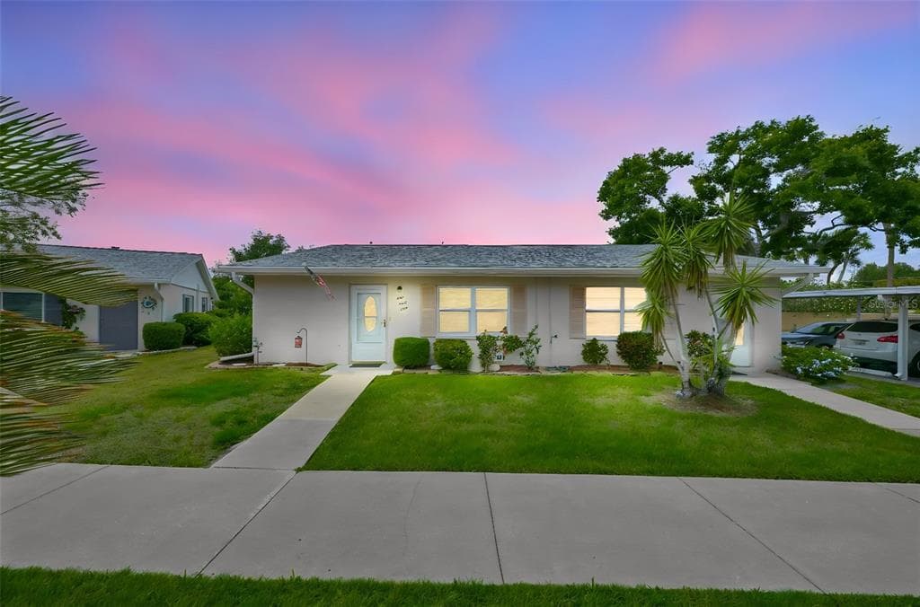 2202 CLUBHOUSE DRIVE UNIT 169 SUN CITY CENTER, FL 33573