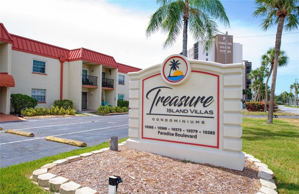 10365 PARADISE BOULEVARD UNIT 9