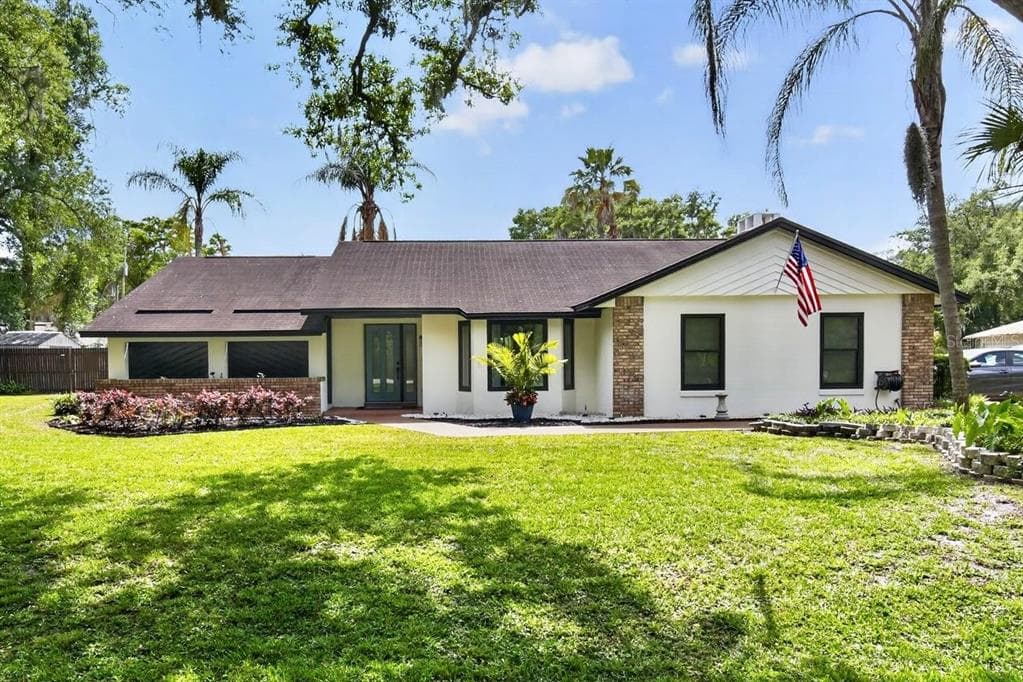 1225 TIMBERIDGE LOOP N LAKELAND, FL 33809