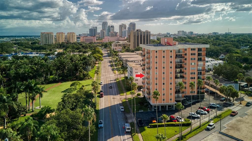 1120 N SHORE DRIVE NE UNIT 501