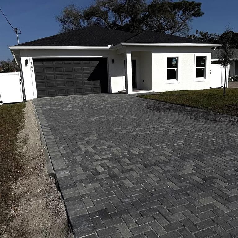 13277 CENTER AVENUE LARGO, FL 33773