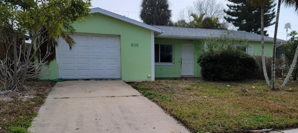 929 BRUCE AVENUE CLEARWATER BEACH, FL 33767