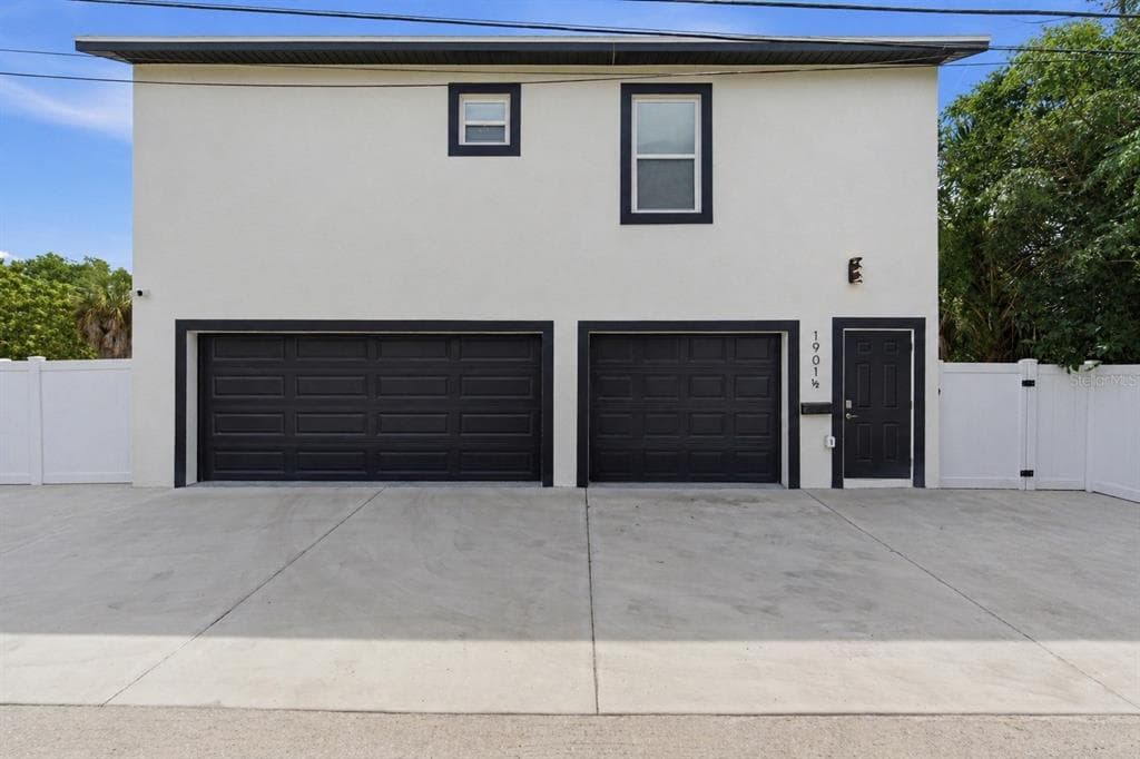 1901 31ST STREET S UNIT 1/2 ST PETERSBURG, FL 33712