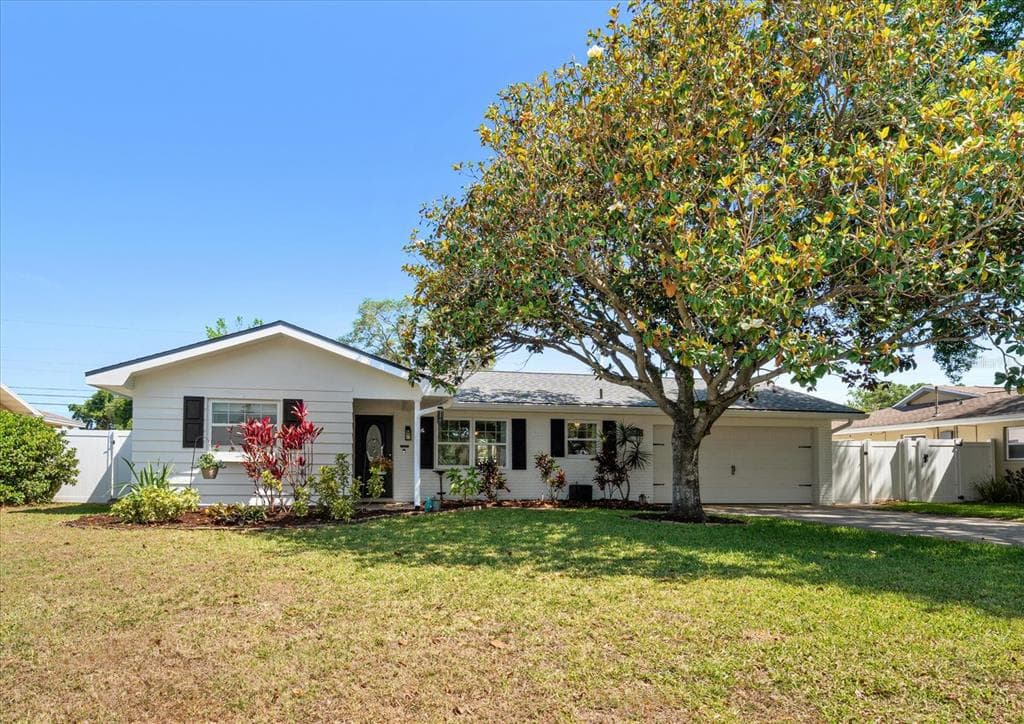 13497 100TH AVENUE SEMINOLE, FL 33776