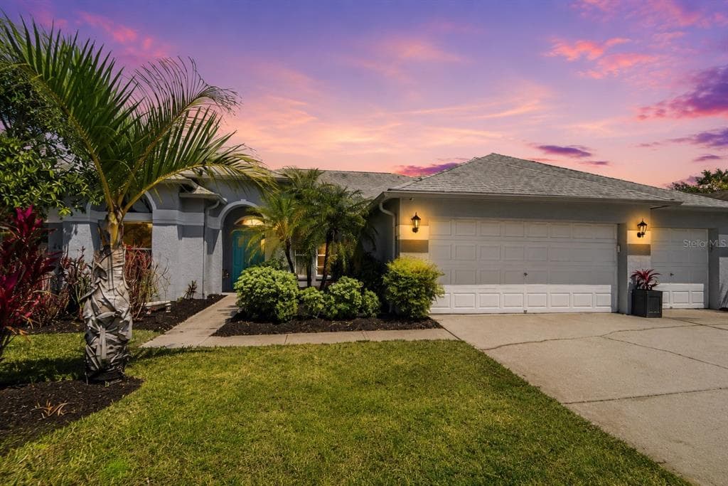 19717 WYNDHAM LAKES DRIVE ODESSA, FL 33556
