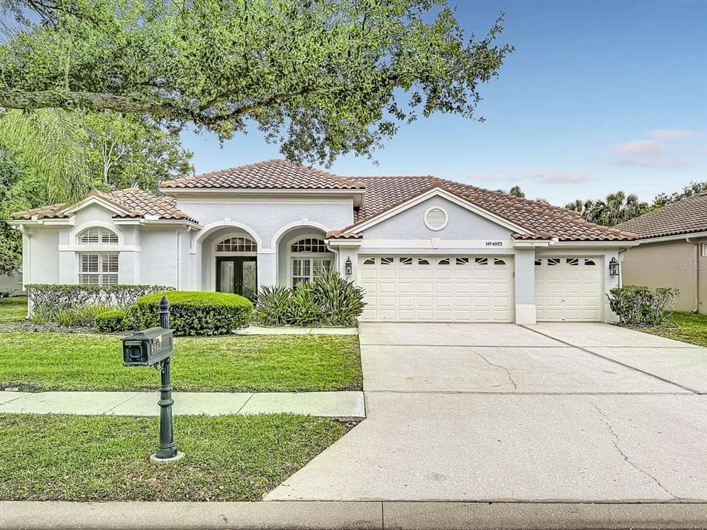 4953 POINTE CIRCLE OLDSMAR, FL 34677