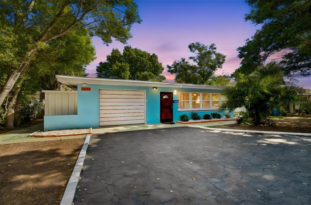 5857 4TH AVENUE N ST PETERSBURG, FL 33710