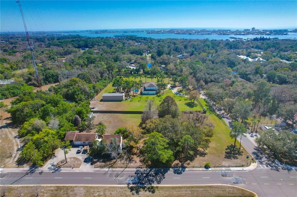 12750 PARK BOULEVARD SEMINOLE, FL 33776