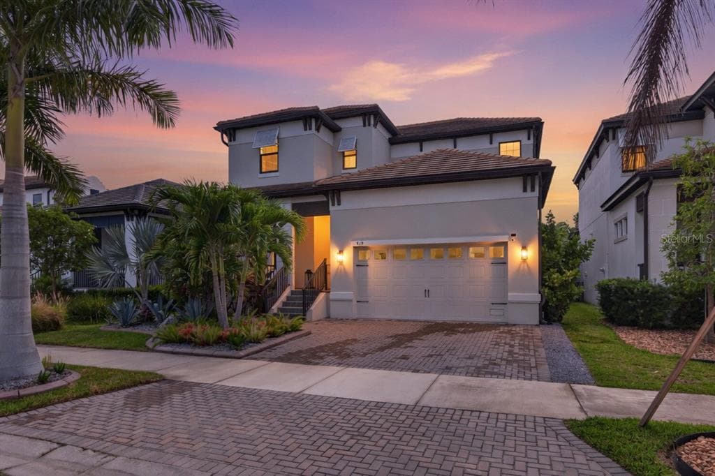 919 SEAGRAPE DRIVE RUSKIN, FL 33570
