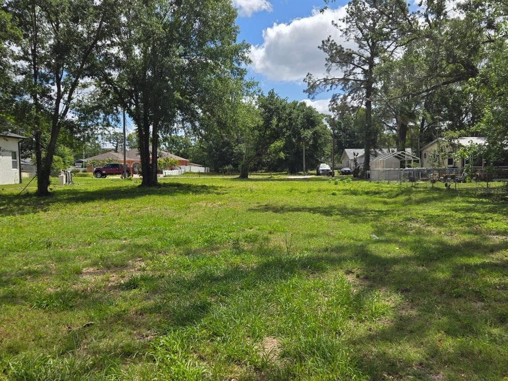 13014 DELWOOD ROAD TAMPA, FL 33624