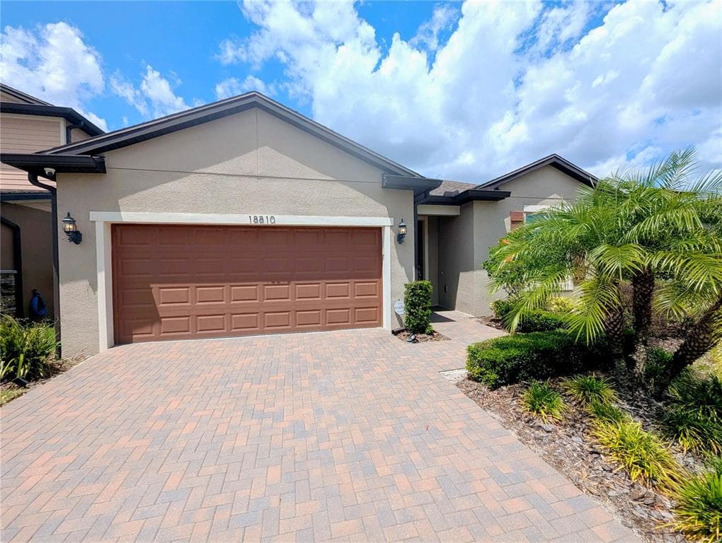 18810 BIRCHWOOD GROVES DRIVE LUTZ, FL 33558