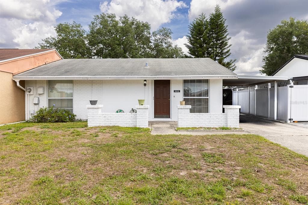 8602 BRIAR GROVE CIRCLE TAMPA, FL 33615