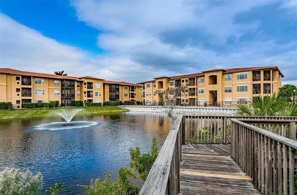 4323 BAYSIDE VILLAGE DRIVE UNIT 202 TAMPA, FL 33615