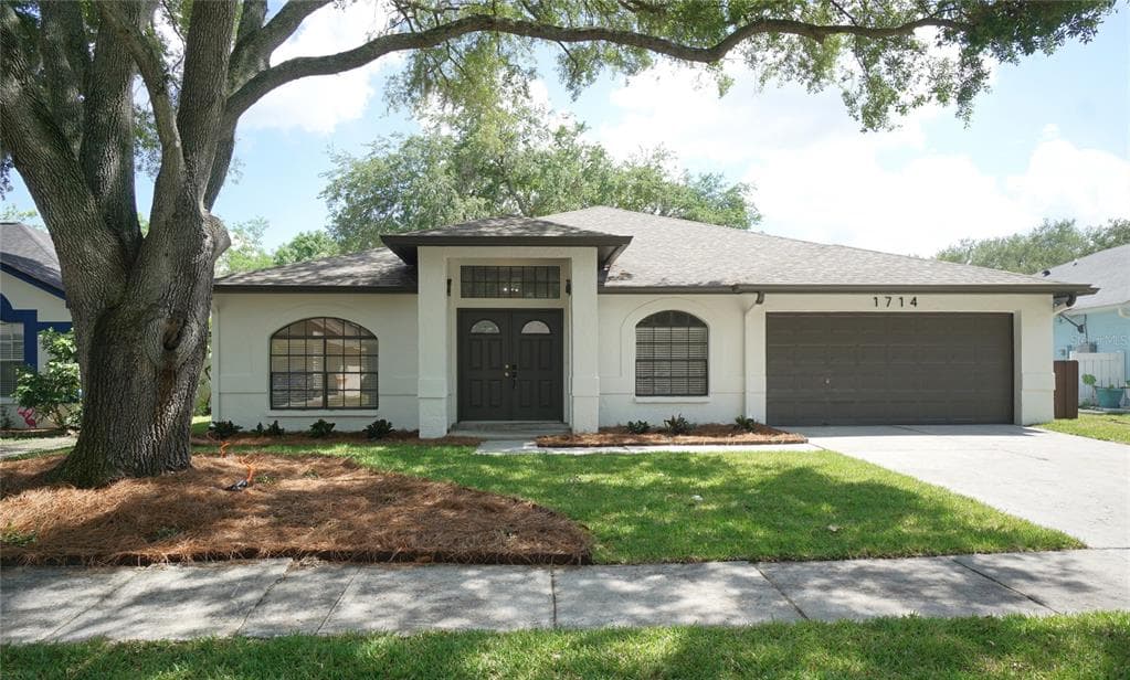 1714 STAYSAIL DRIVE VALRICO, FL 33594
