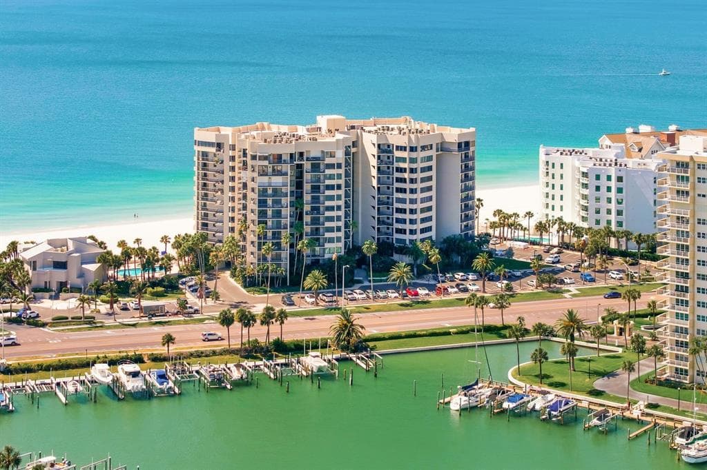 1600 GULF BOULEVARD UNIT 817