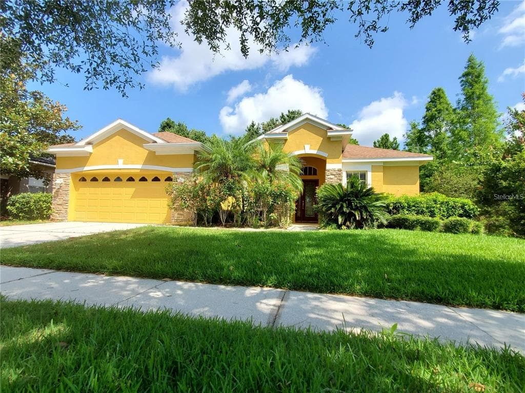 12825 CASTLEMAINE DRIVE TAMPA, FL 33626