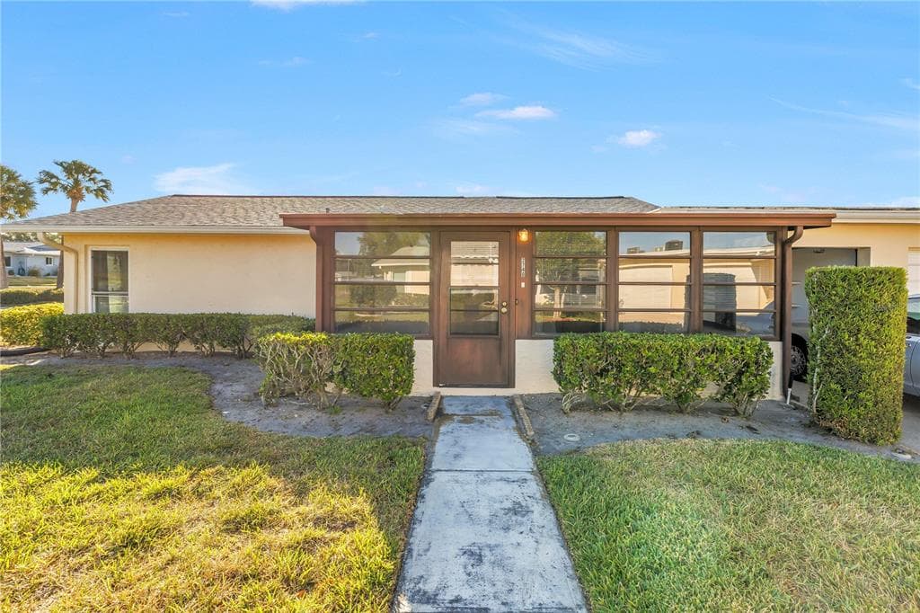2740 HIGHLANDS BOULEVARD UNIT B PALM HARBOR, FL 34684